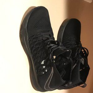 NIKE TRAIN ULTRAFAST FLYKNIT Running Training